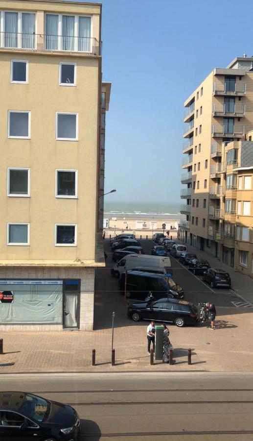 Ruyi Apartment De Panne Exterior photo